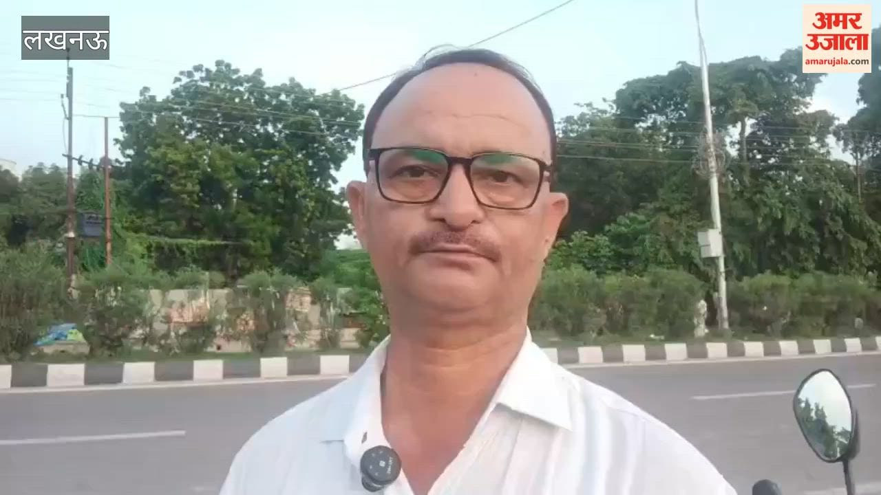 लखनऊ में नेशनल हाईवे पर अवैध कट से जोखिम उठाकर निकलते हैं लोग