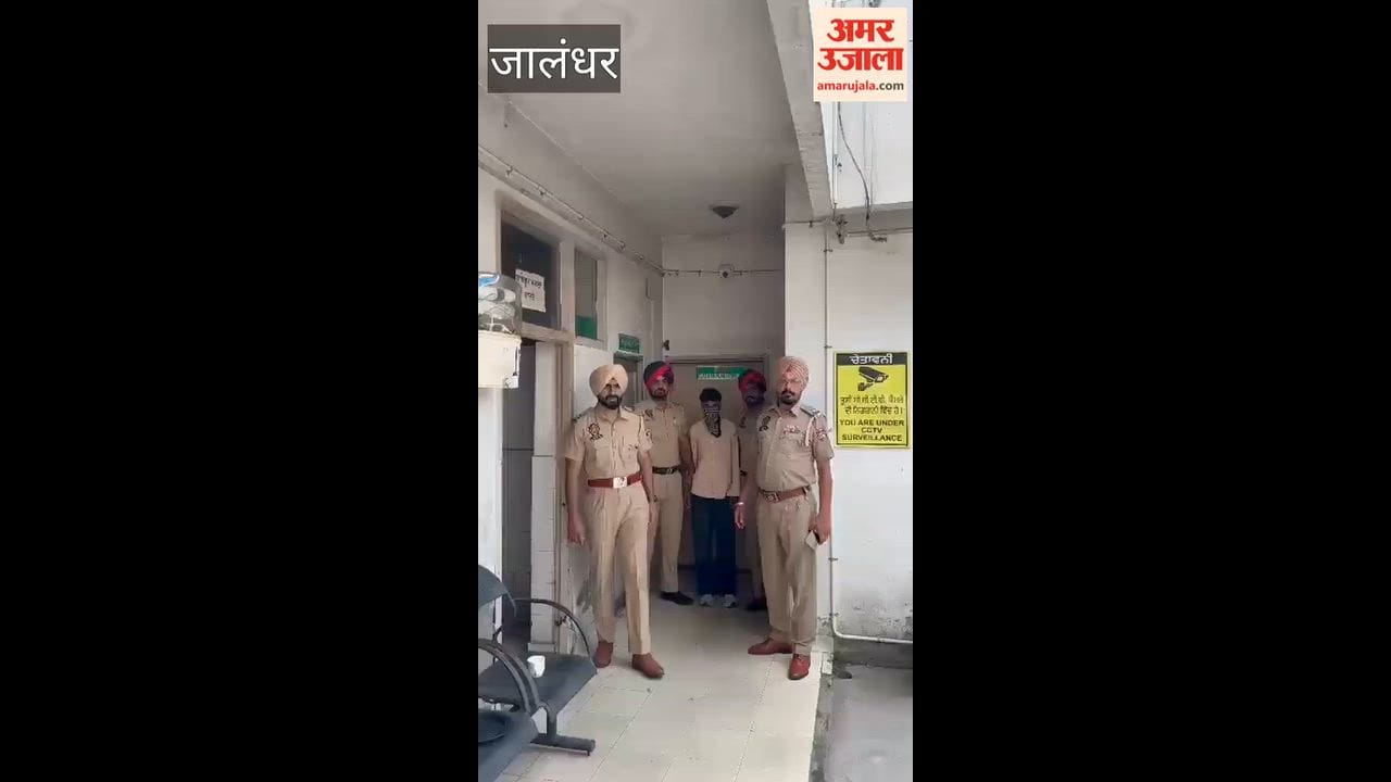 Jalandhar Police arrested two accused of snatching and bike theft, recovered four stolen motorcycles and gold and silver jewellery.