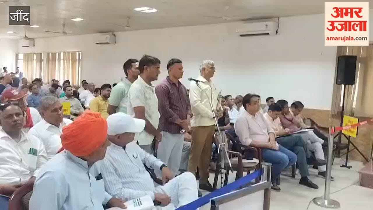 7 out of 13 complaints resolved on the spot; instructions issued for time-bound action on the remaining ones.