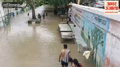 Water level of Gang Canal rises in Ghaziabad trouble for Kanwariyas