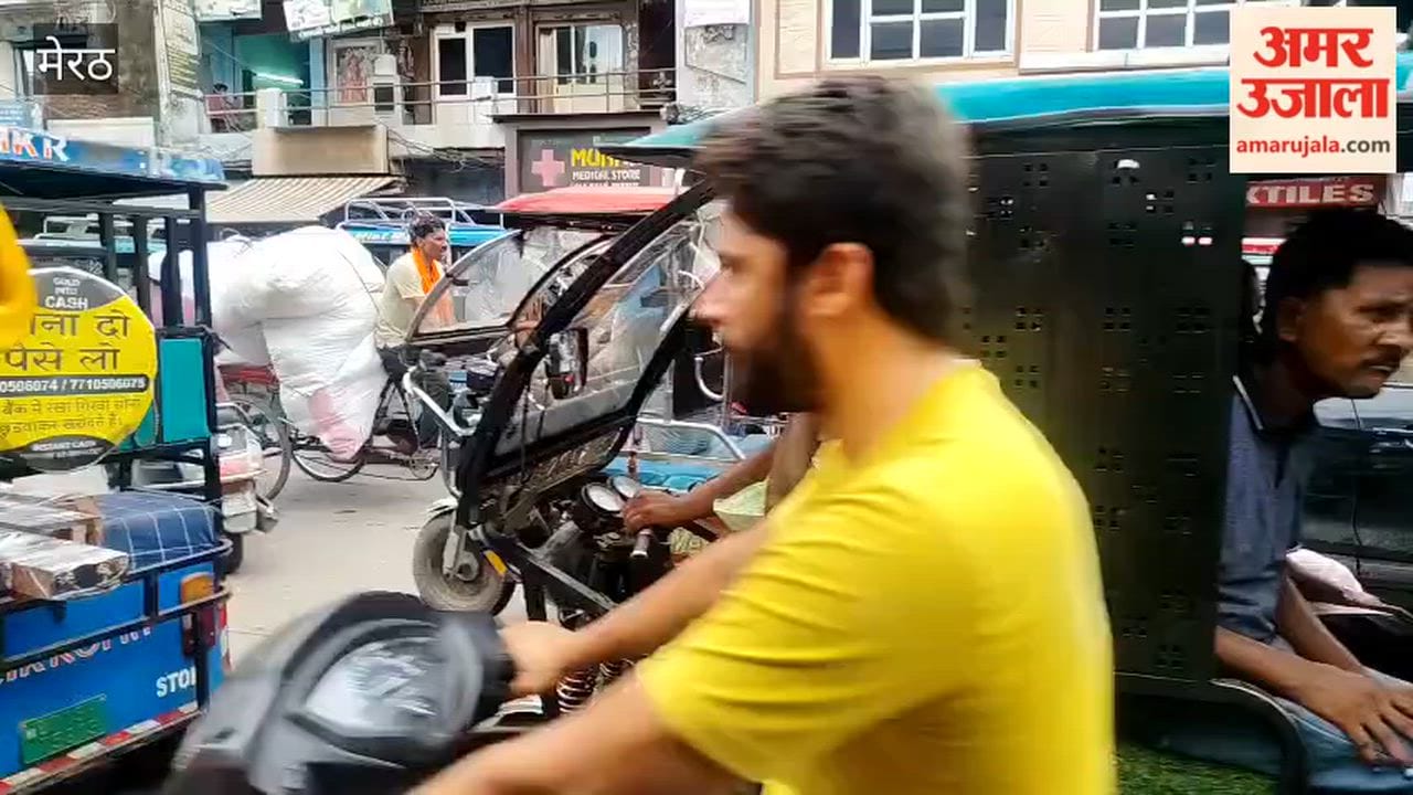 Massive traffic jam at Hapur Adda; vehicles crawled, leaving people distressed.