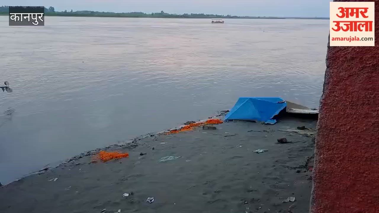 Women's changing rooms at Bithoor Ghat in disrepair