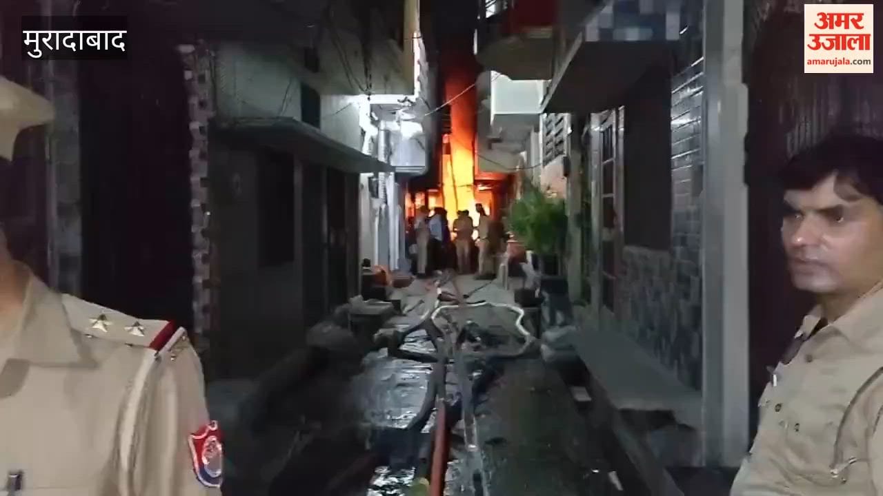 Massive fire at a candle warehouse in Moradabad; nearby houses evacuated