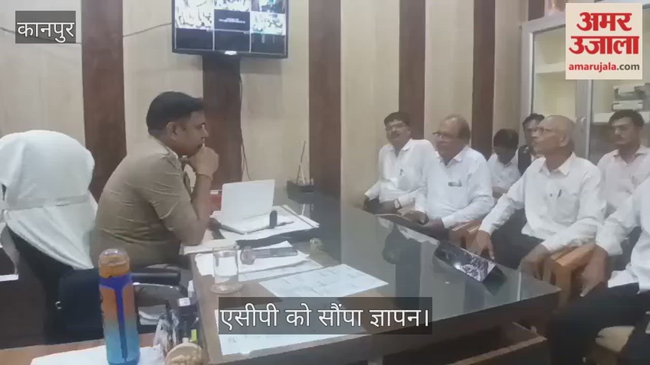 Kanpur Lawyers in Ghatampur express outrage pen down strike held in protest against colleague sent to jail
