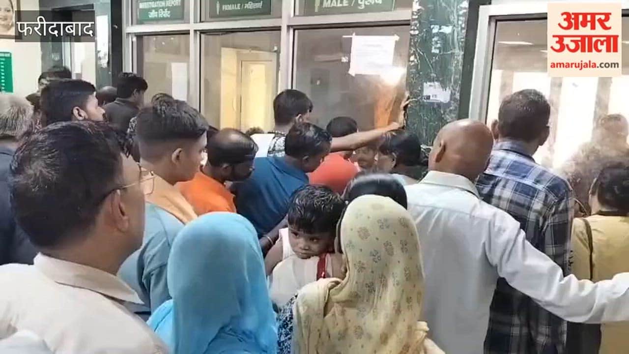 Long queue for registration at Faridabad Civil Hospital
