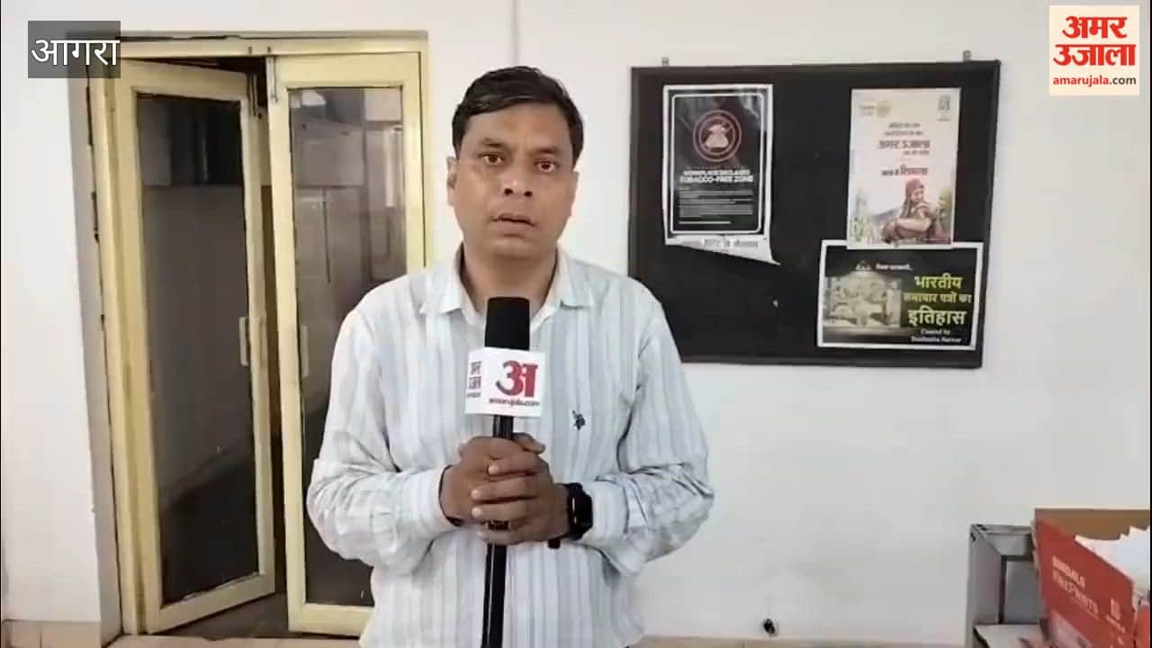 Passerby Saves Elderly Man from Jumping Off Ambedkar Bridge