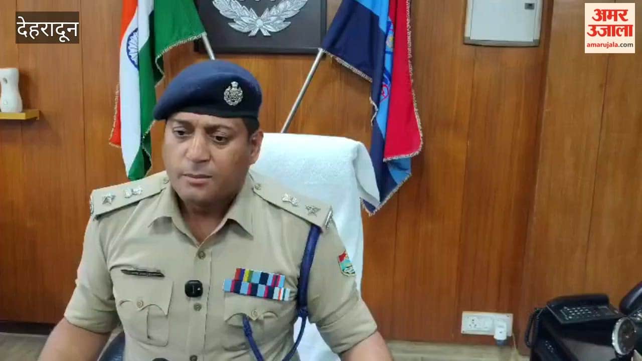 Mussoorie:मसूरी में मजारनुमा संरचना ध्वस्त, विरोध के बीच प्रशासन की कार्रवाई
