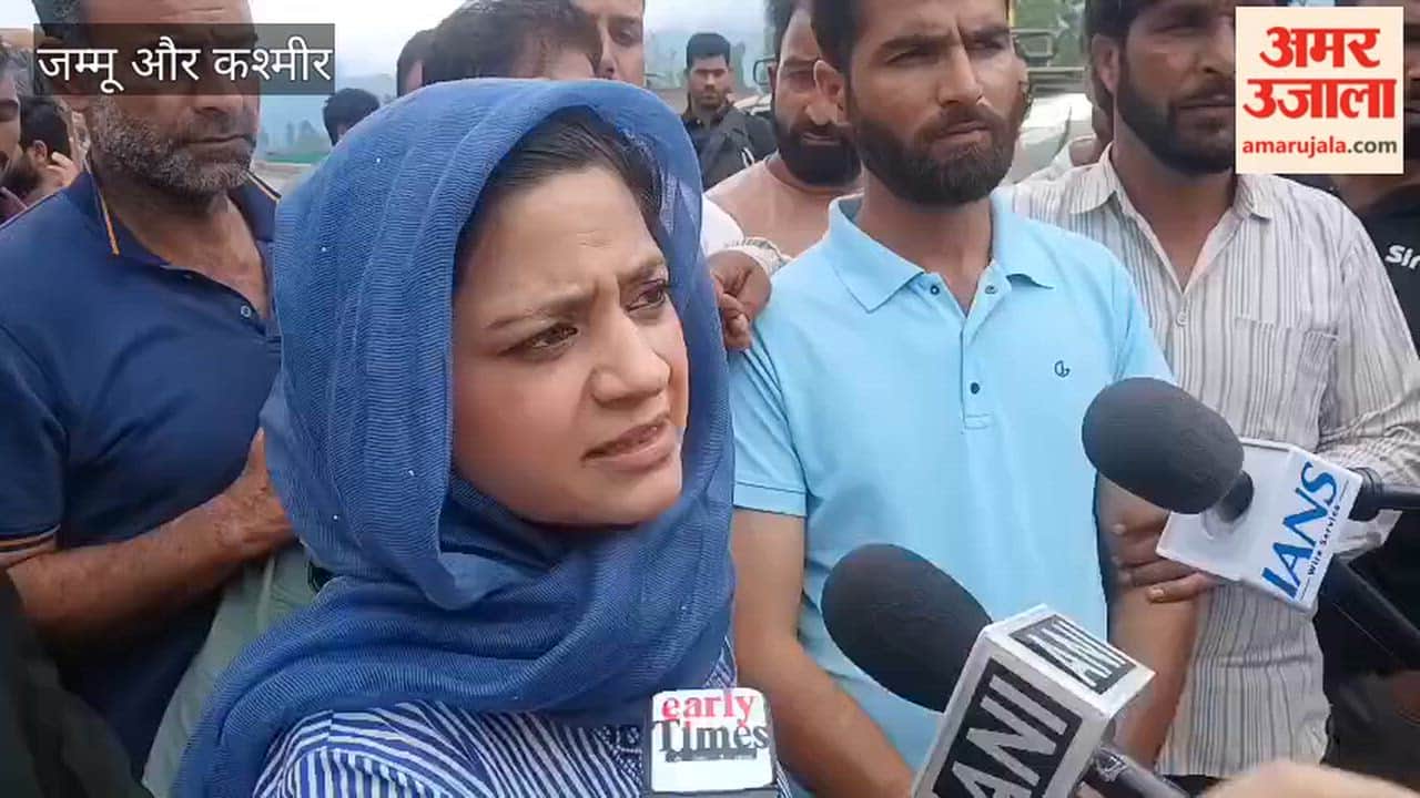 Iltija Mufti Warns of Highway Protest as Hundreds of Apple-Laden Trucks Remain Stranded on NH-44