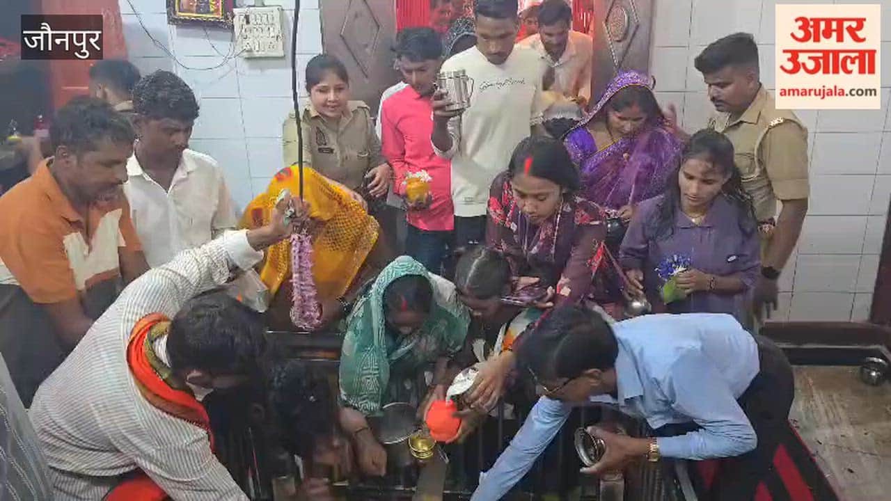 A massive crowd thronged Shiva temples on the first Monday of Sawan
