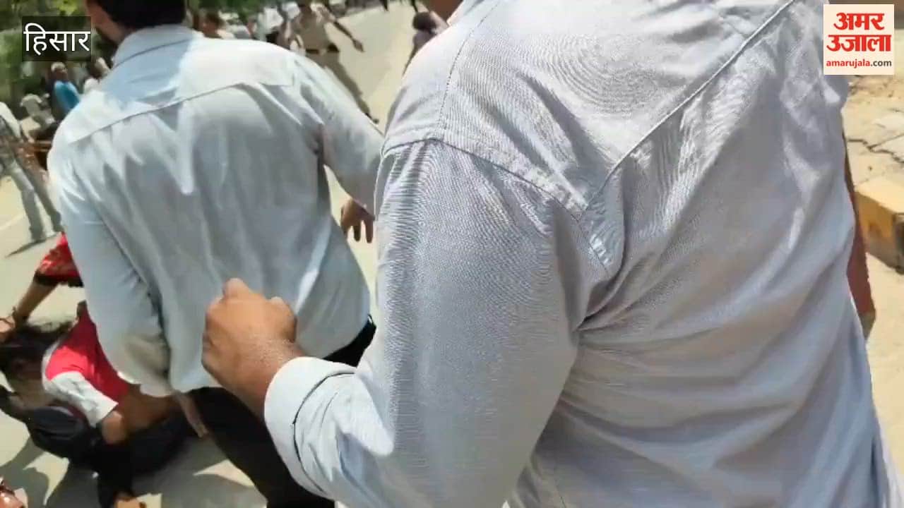 Transgender individuals attack three gay men on their way to meet the SP in Hisar.