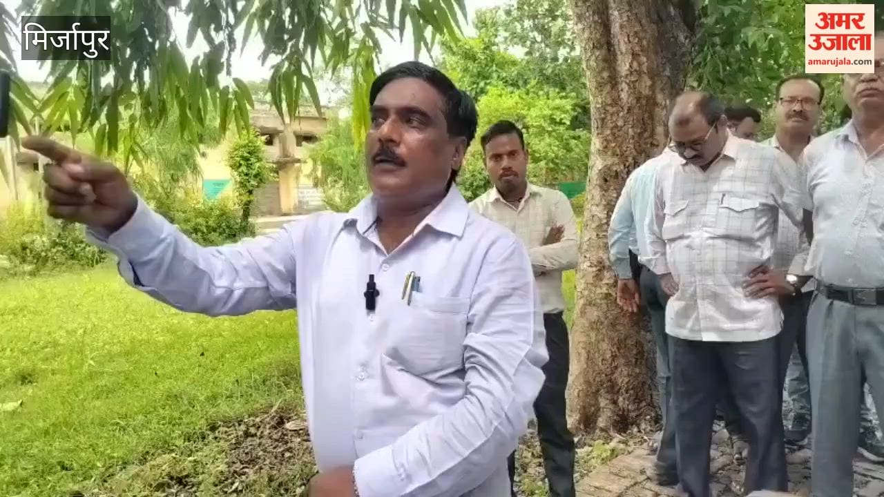 Joint Director of Agriculture thrashed over allegations misconduct with female employee staff stage protest