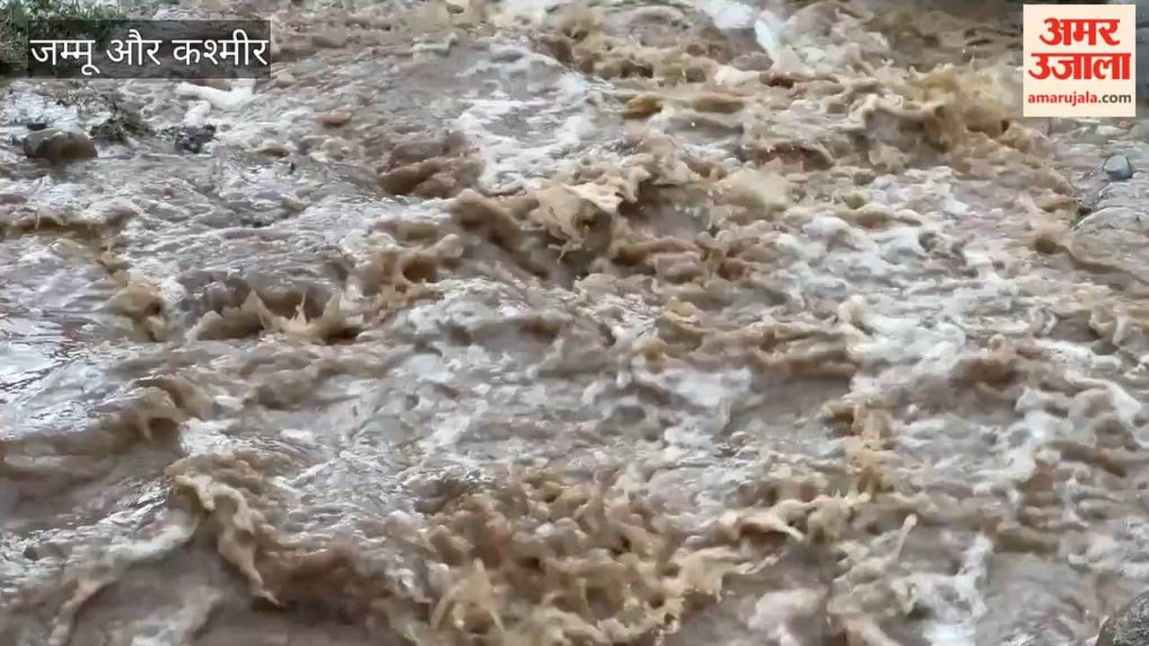 Cloudburst Strikes Badrahama in Shopian, Water Enters Houses; Residents Demand Protective Embankment