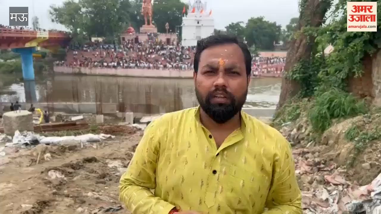 Over 50,000 devotees performed 'Jalabhishek' of Lord Shiva at 125 Shiva temples in Mau; VIDEO