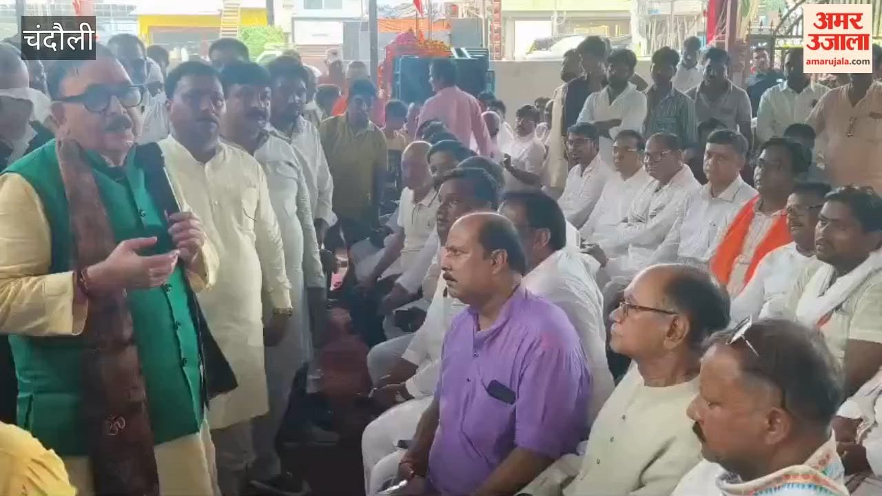 Former Union Minister worships Goddess Kali, prays for the region's prosperity and well-being