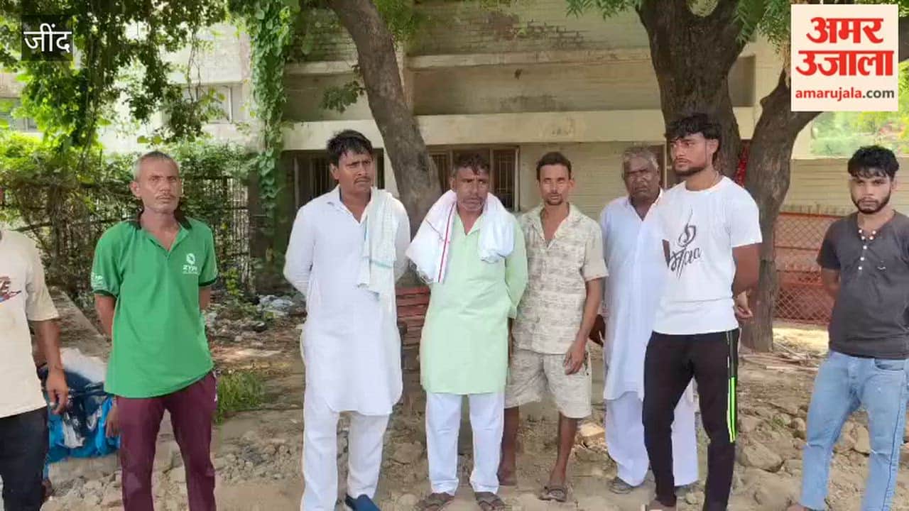A convict imprisoned for a serious offense committed suicide by hanging himself in jail; in his suicide note, he leveled allegations against two police personnel, including a DSP.