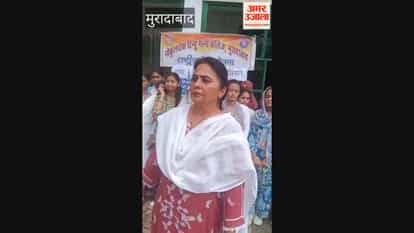 Female students conducted a cleanliness drive and spread the message of de-addiction