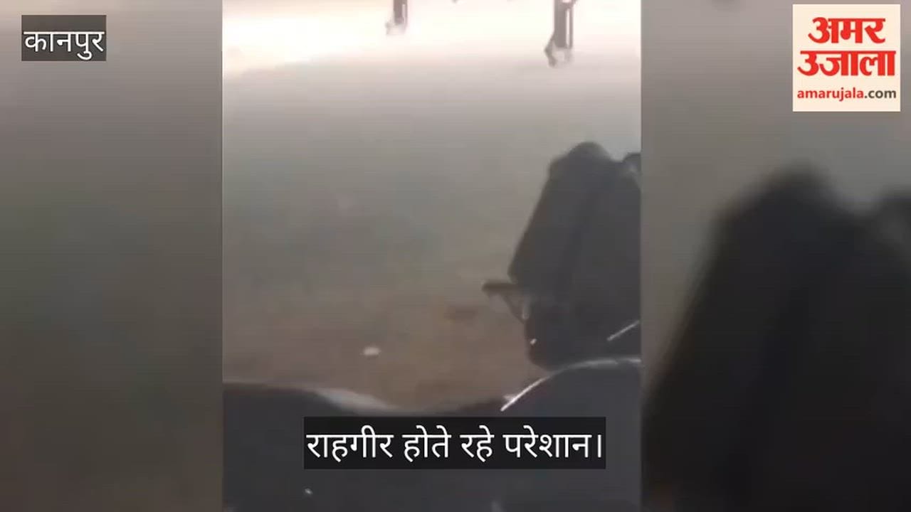 Kanpur Policeman seen drinking alcohol behind a barricade at Nanamau T junction