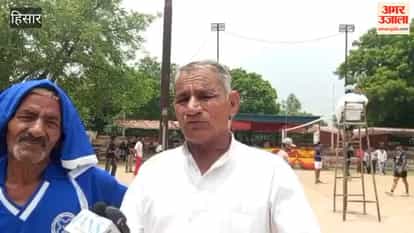 Kamri team defeated the Dhana Khurd team in volleyball In Hisar; volleyball and throwball competitions being held part of Isha Gramotsav