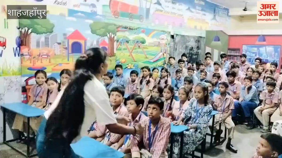 Shahjahanpur: पांच दिवसीय रंगमंच कार्यशाला शुरू, बच्चों को अभिनय की बारीकियां सिखाईं