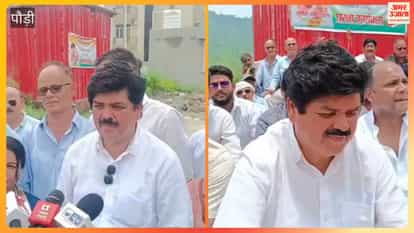 Srinagar: Congress protests over issues at the NIT campus under construction; Ganesh Godiyal also participates.
