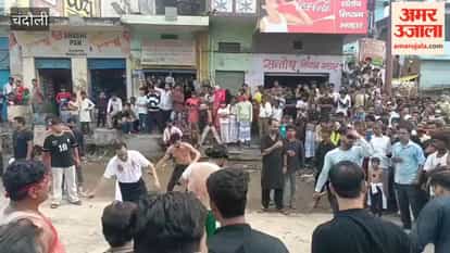 Chehlum mourning procession taken out amidst chants of 'Ya Hussain'; devotees throng to participate in *Zanjeeri Matam* (ritual flagellation with chains)