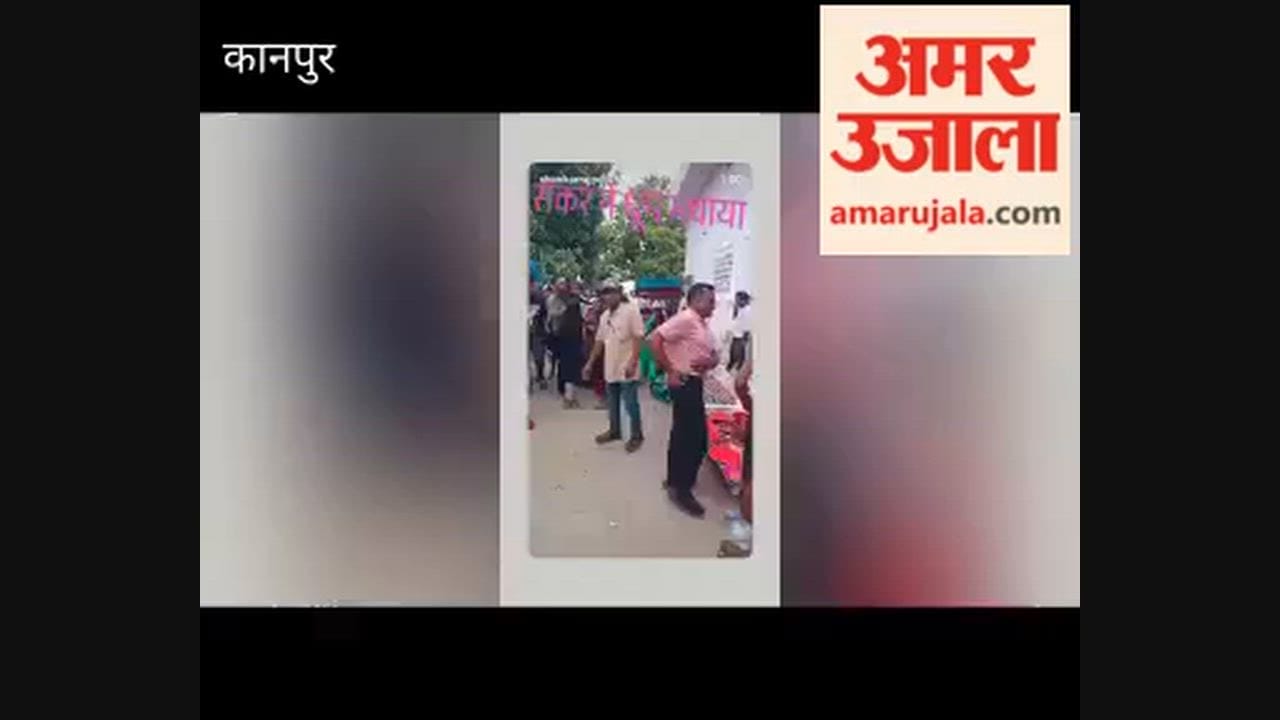 Youth Films Video Amidst Women at Nandeshwar Dham