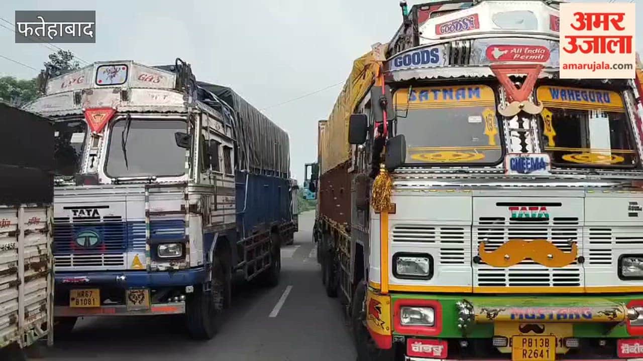 Farmers in Tohana, Fatehabad, blocked the road in protest against electricity issues in their fields, leading to a queue of trucks.