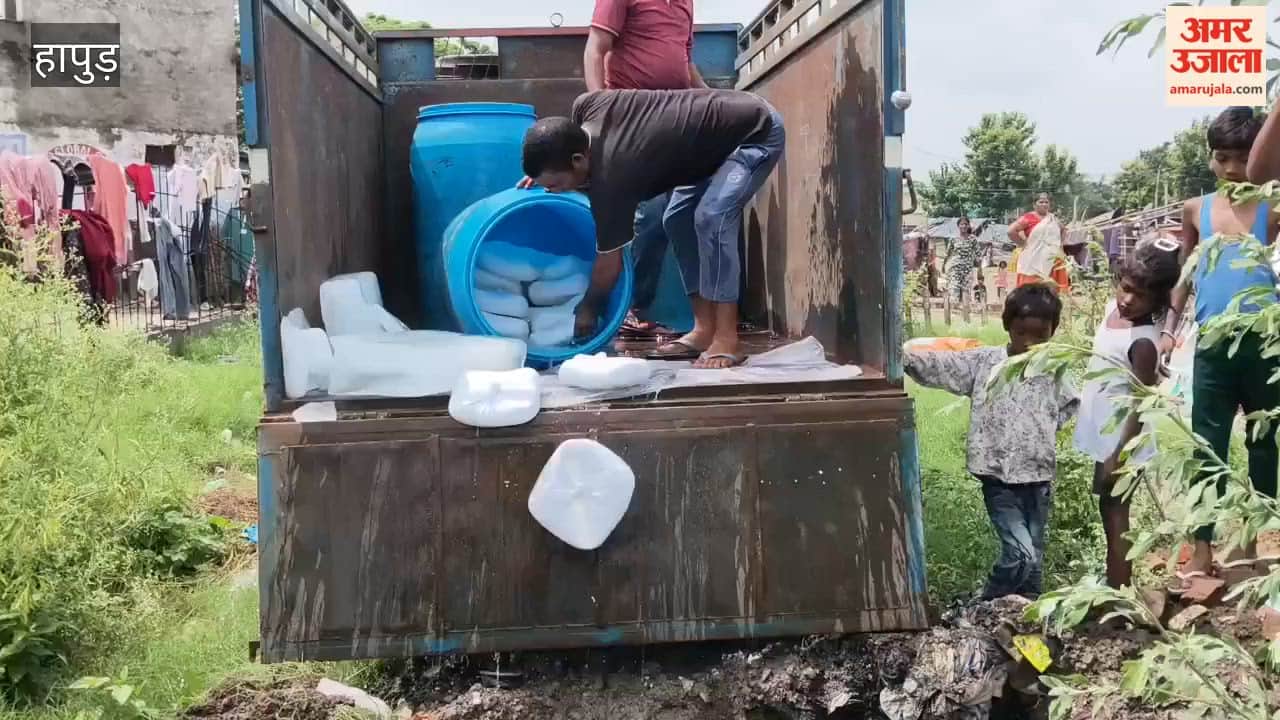 Two quintals of adulterated paneer made using chemicals seized in Hapur