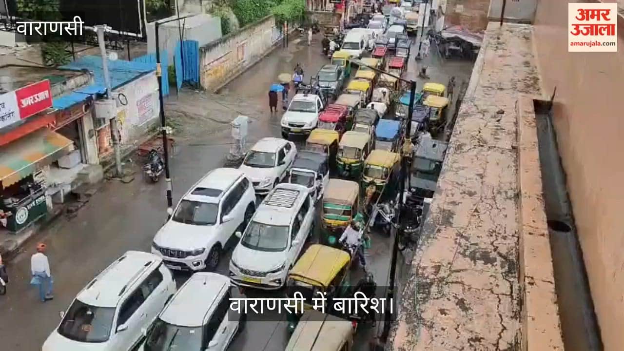 Severe traffic jam in Varanasi amidst heavy downpour