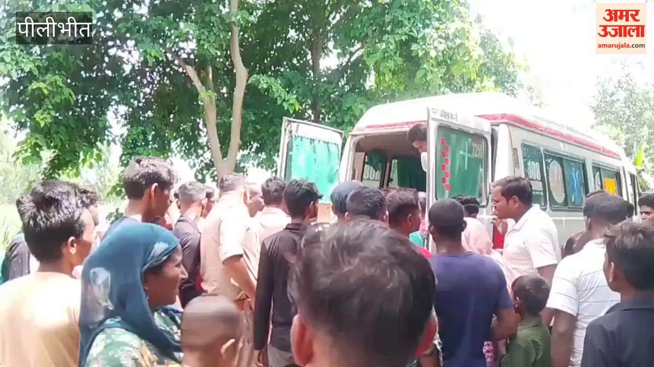 Tractor hits e-rickshaw in Pilibhit