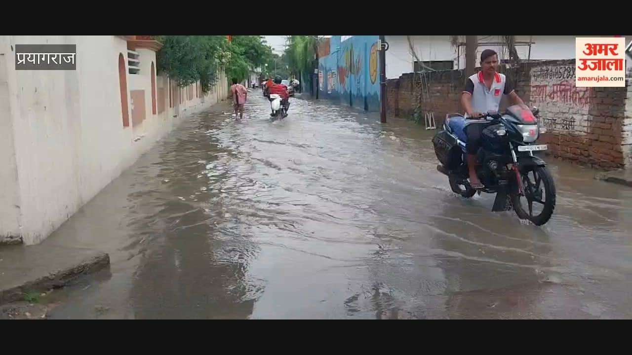 Water has accumulated in the neighborhood next to the police station in Georgetown; there is no proper drainage system.