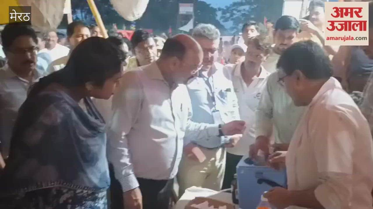 Meerut: District Magistrate inspects the Ganga Canal towpath Kanwar route and reviews the arrangements.