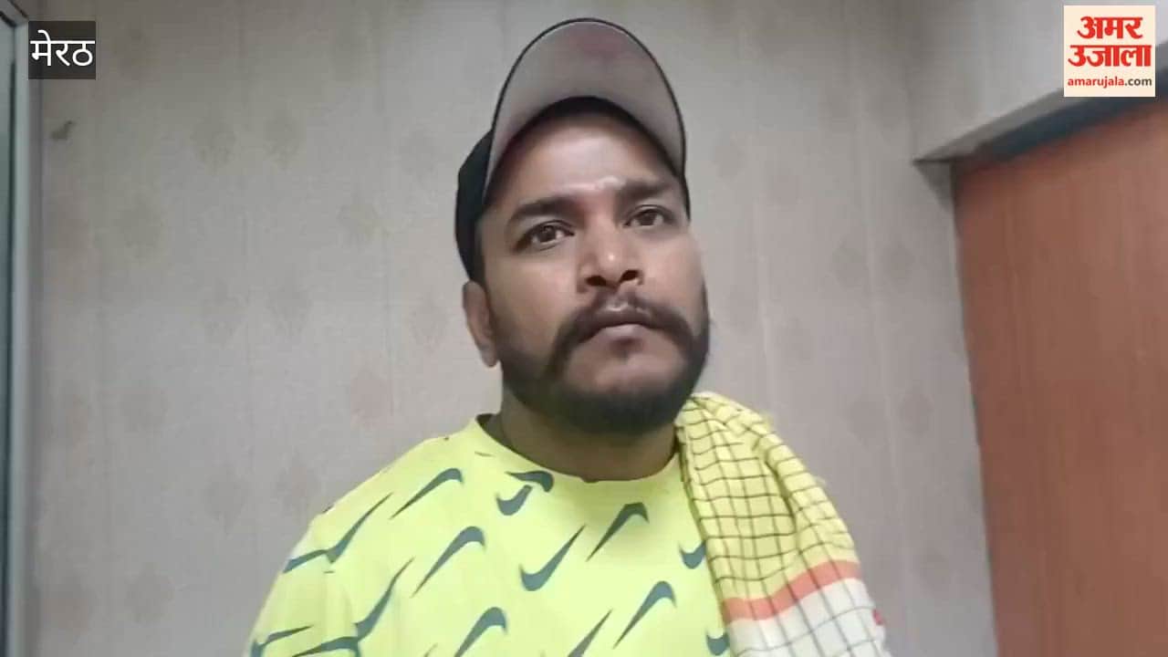 Dog Comes in Front of Bike, Two Kanwariyas Injured; Uproar Over Treatment in Baghpat