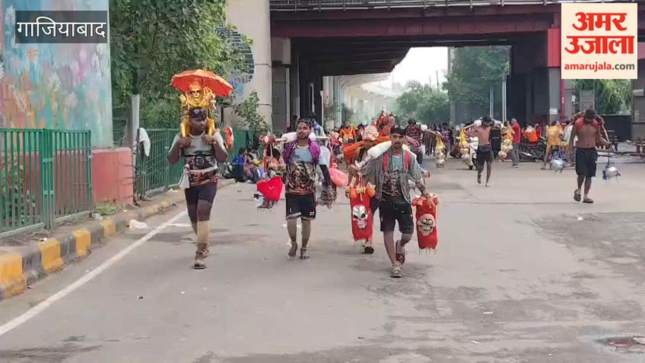 Watch the video of the surging sea of Shiva devotees in Ghaziabad.