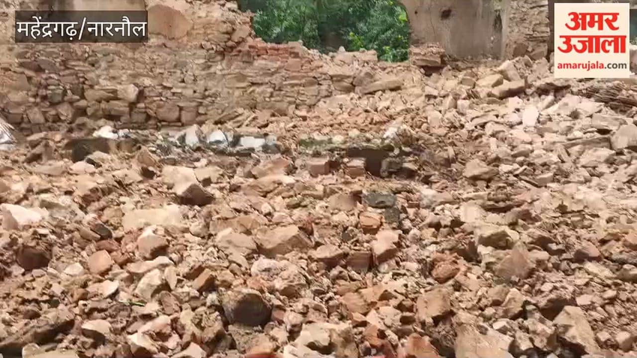 Dilapidated haveli in Chhilro collapses amidst heavy rain in Narnaul; electricity pole snaps; villagers alerted via public announcements.