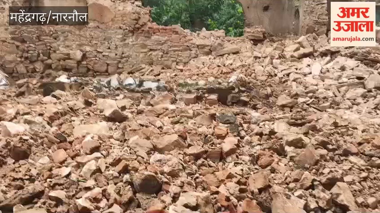 Dilapidated haveli in Chhilro collapses amidst heavy rain in Narnaul; electricity pole snaps; villagers alerted via public announcements.