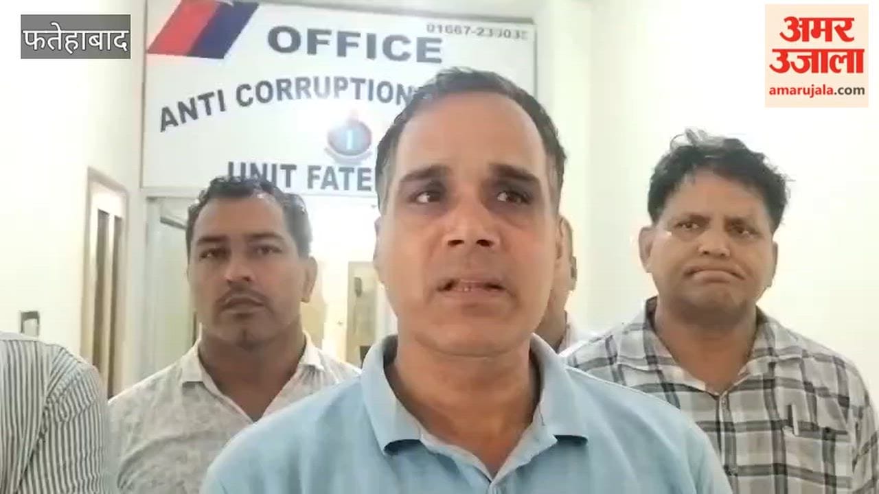 Middleman arrested in Tohana, Fatehabad, while accepting ₹50,000 to hush up a drug case; deal struck for ₹5 lakh; SHO under investigation.