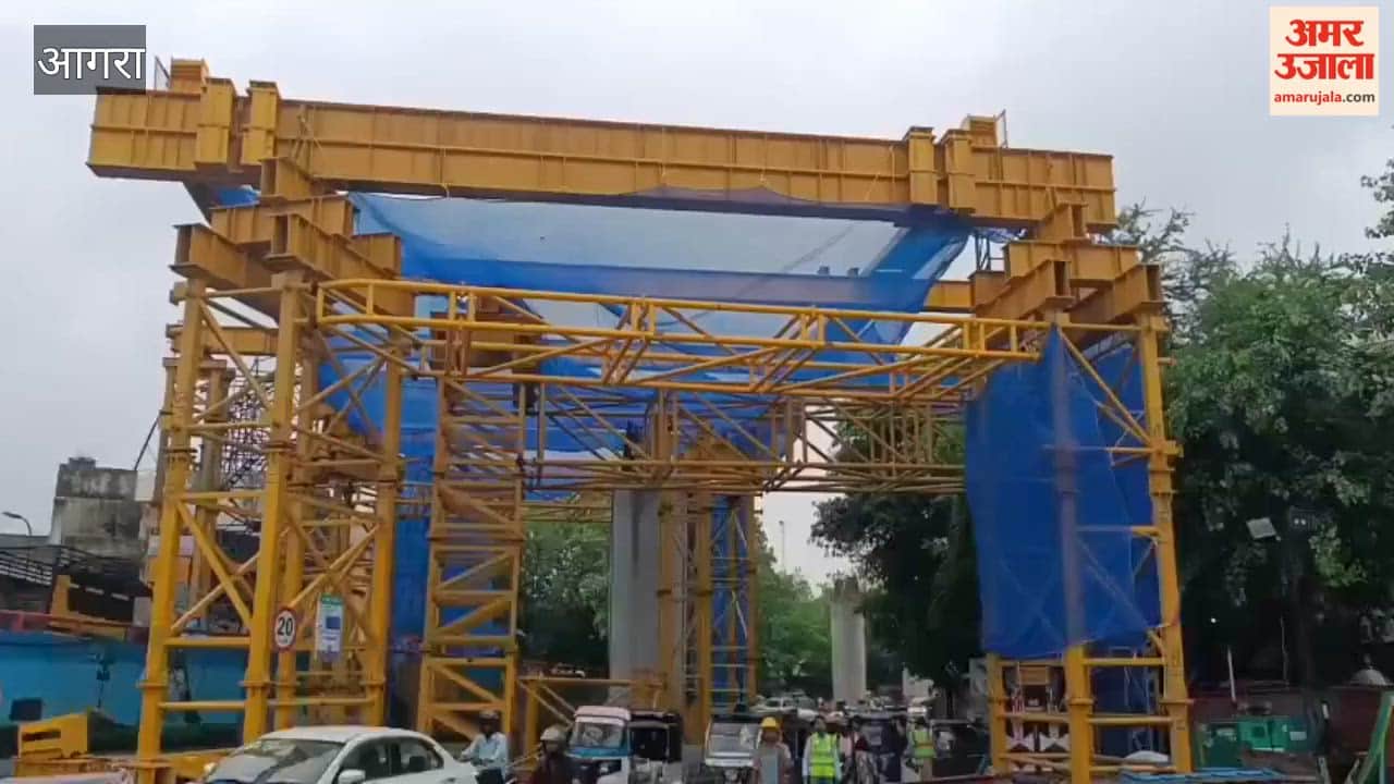 Bridge being constructed using steel girders at Rawli in Agra metro to run in December