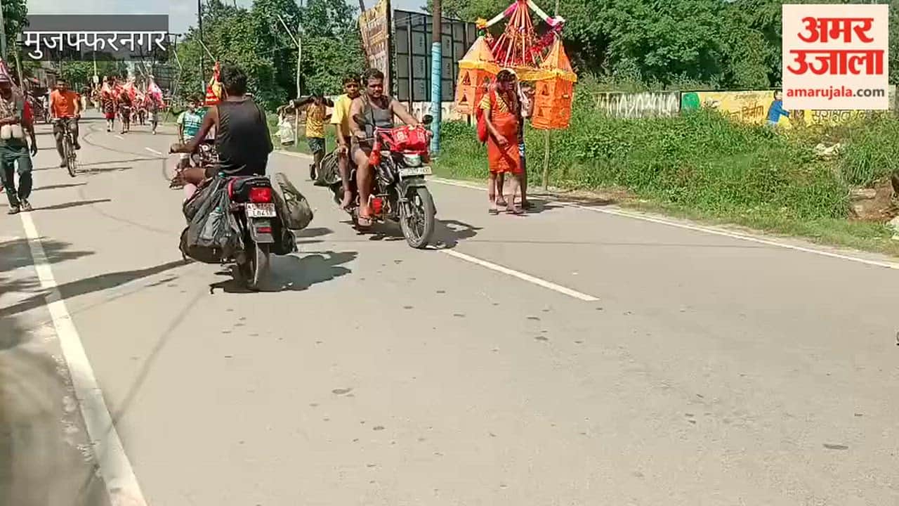 Muzaffarnagar: Sisters Mahi and Hazel Skate Along Kanwar Route Carrying Holy Ganga Water