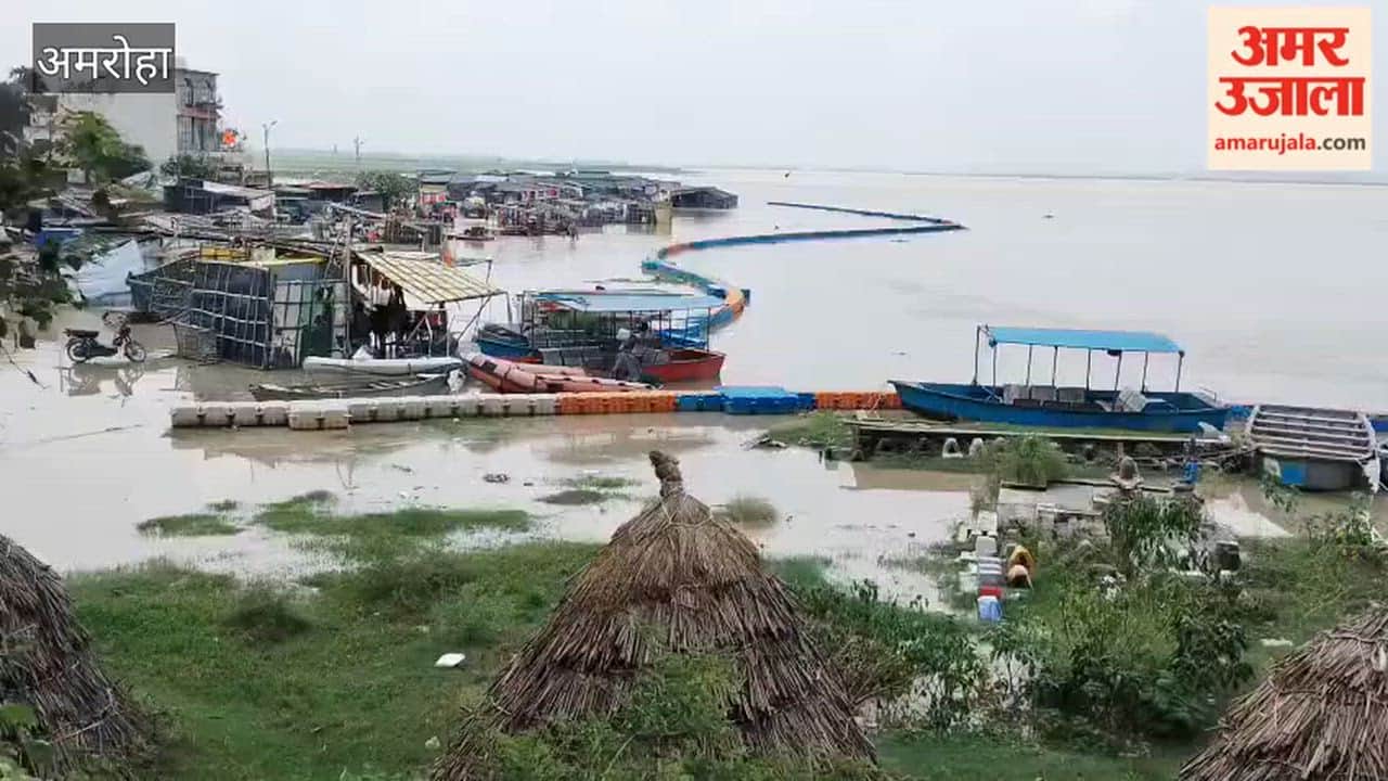 Ganga's water level rose by 25 cm following the release of 179,536 cusecs of water from the Bijnor Barrage.