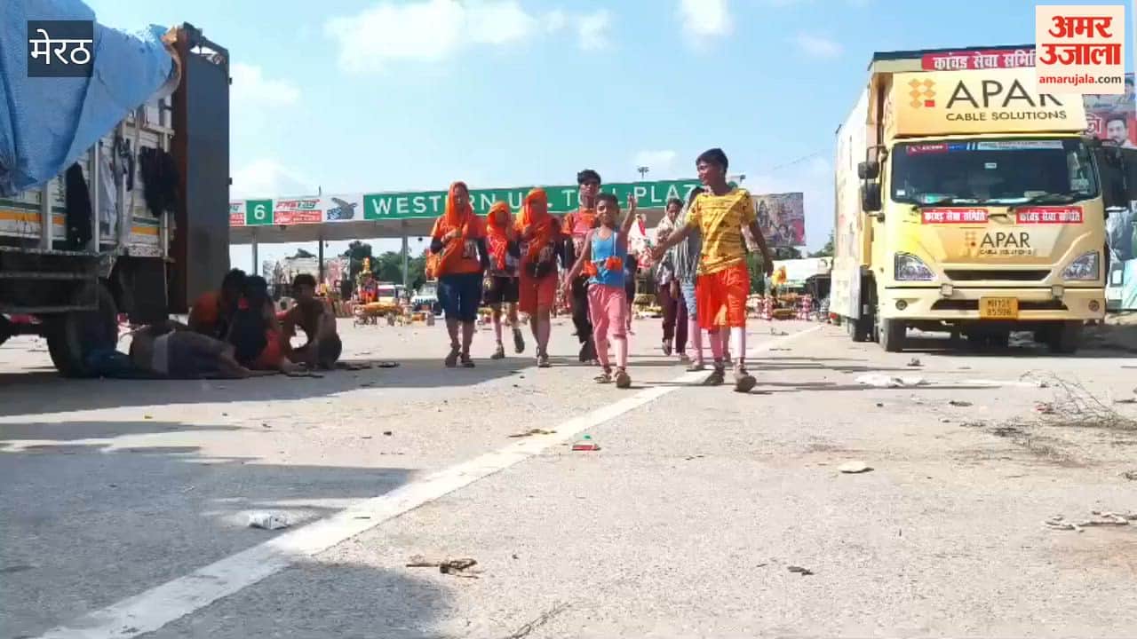 Meerut: Spirits undaunted even by the scorching sun; the steps of Kanwariyas move steadily forward, driven by devotion.