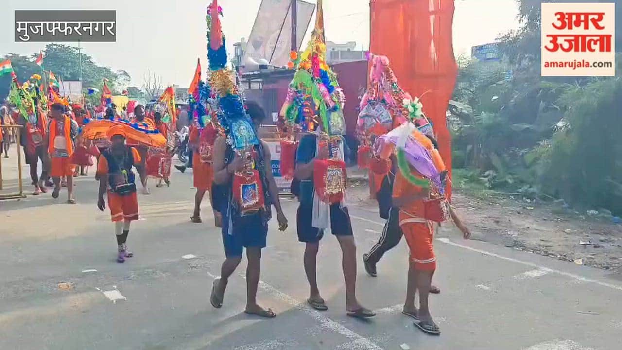 Muzaffarnagar: Chants of 'Bol Bam' echo along the Bhopa Gangnahar canal bank.