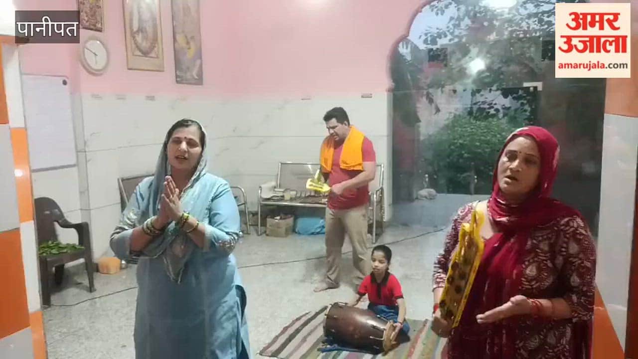 Devotees performed Jalabhishek at Shiva shrines and temples in Panipat on the second Friday of the holy month of Sawan; a steady stream of worshippers began arriving at crack of dawn