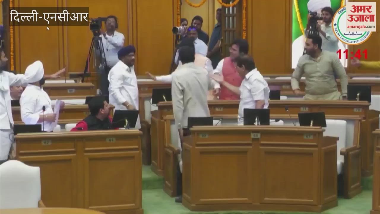 Heated exchange between Delhi Assembly members Kuldeep Kumar and Ravi Negi Speaker issues warning