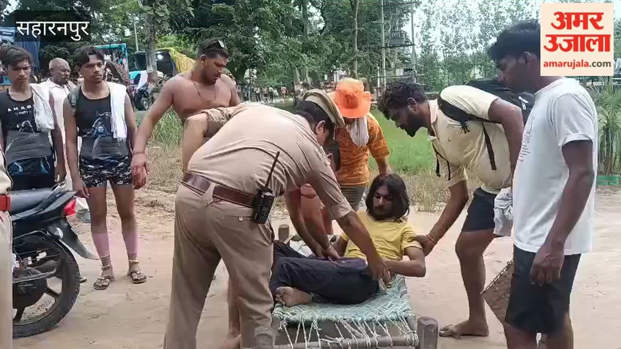 Saharanpur: Kanwariya falls ill; police rush him to hospital.