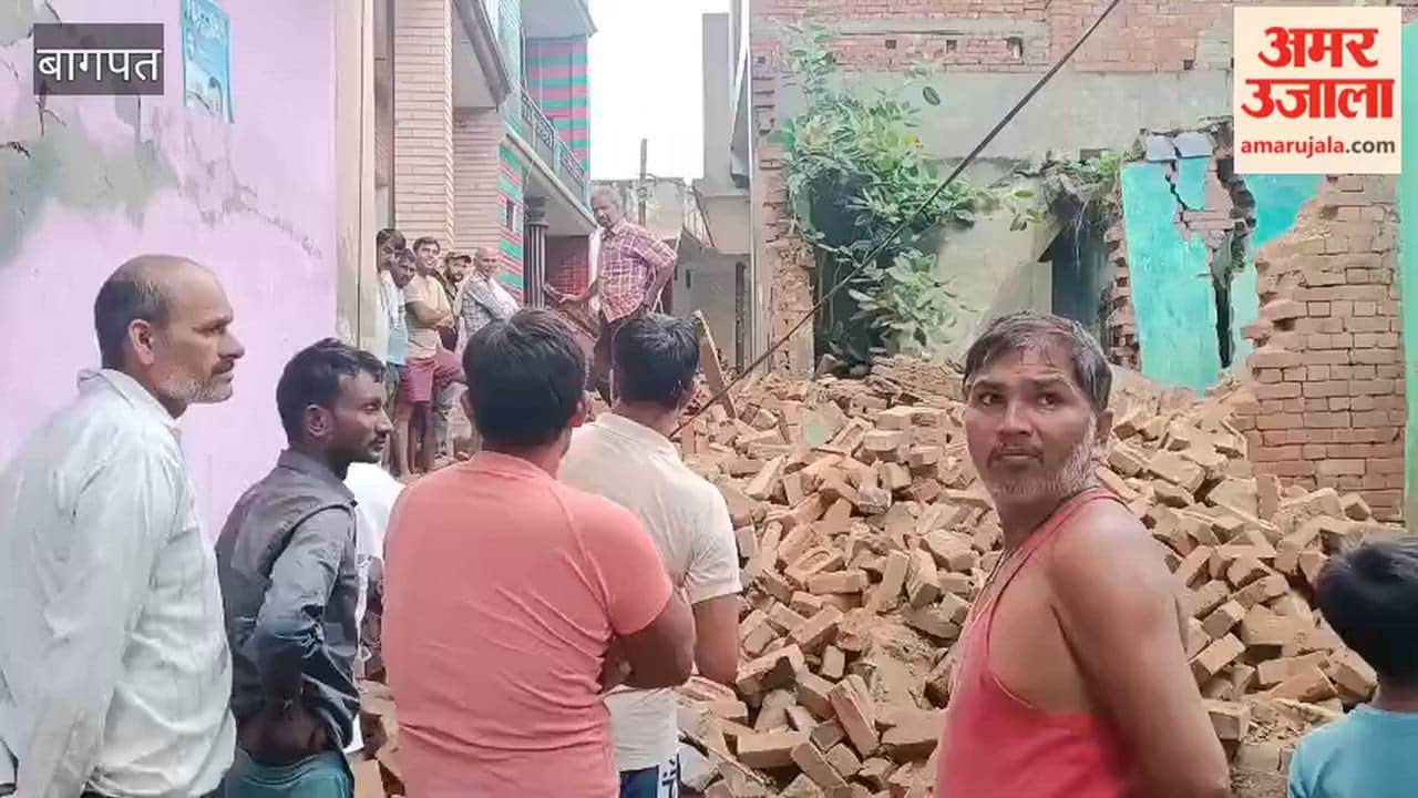 Baghpat: Two-storey house collapses in Himmatpur Sujti village due to rain.