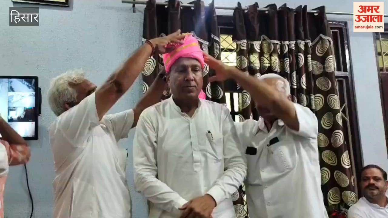 Hansi: UP Congress co-in-charge Jagdish Jangra targeted  BJP CM Sain and Dr. Archana Gupta.