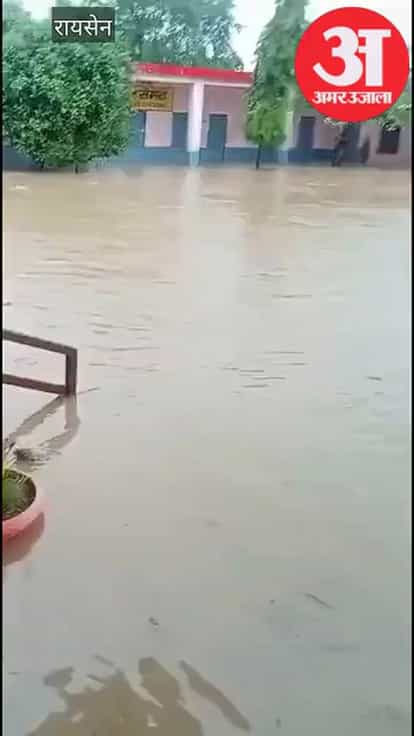 PM Shri School in Semra was filled with waist-deep water, and a building worth Rs 1 crore was also submerged