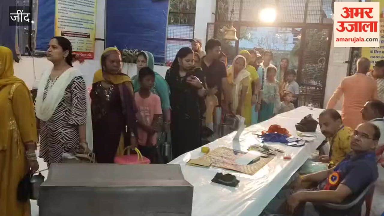Devotees in Jind danced to the tunes of Shiva bhajans; the Jayanti Devi Temple resonated with chants of 'Har-Har Mahadev'.