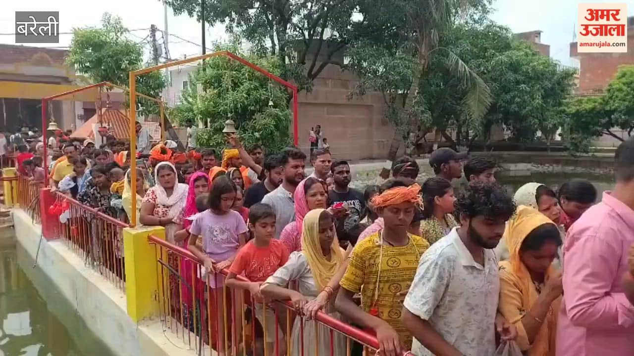 Crowds of Shiva devotees thronged the Nath temples of Bareilly